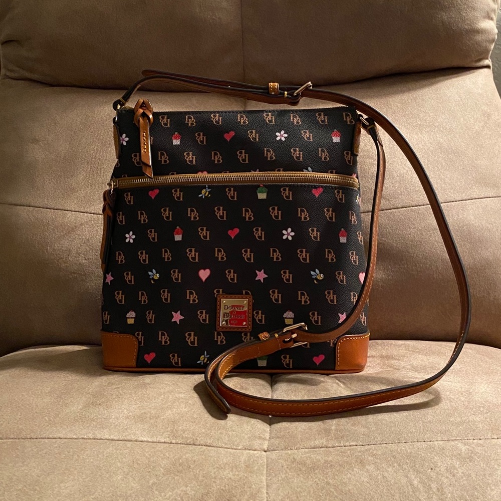 Dooney & Bourke Gretta Novelty Crossbody
